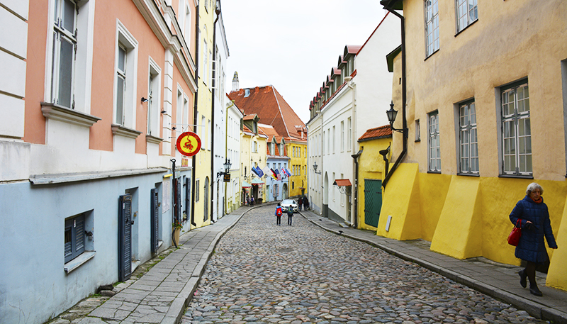 Travel with Mia - Tallinn Old Town 4