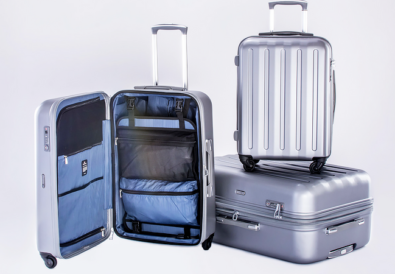 5 TRAVEL ESSENTIALSYOU CAN'T LIVE WITHOUT TWM FEATURE