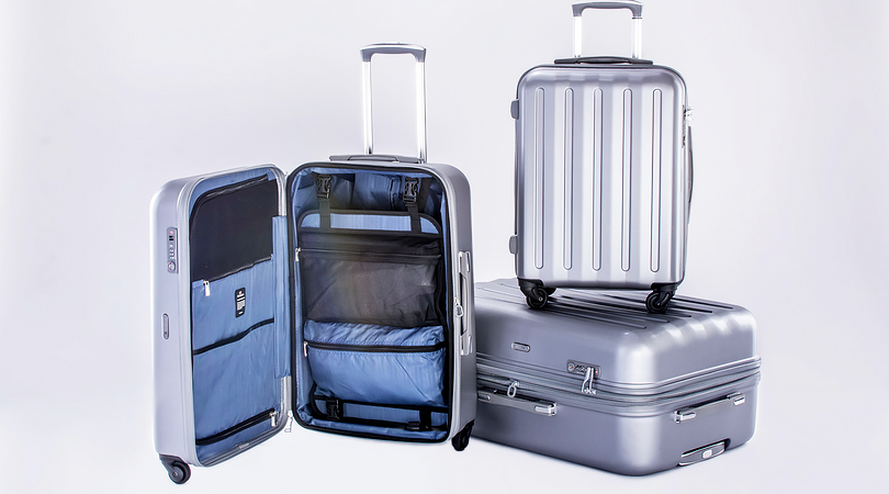 5 TRAVEL ESSENTIALSYOU CAN'T LIVE WITHOUT TWM FEATURE