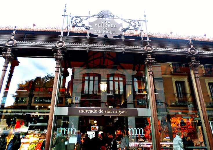 mercado san miguel madrid spain market outside